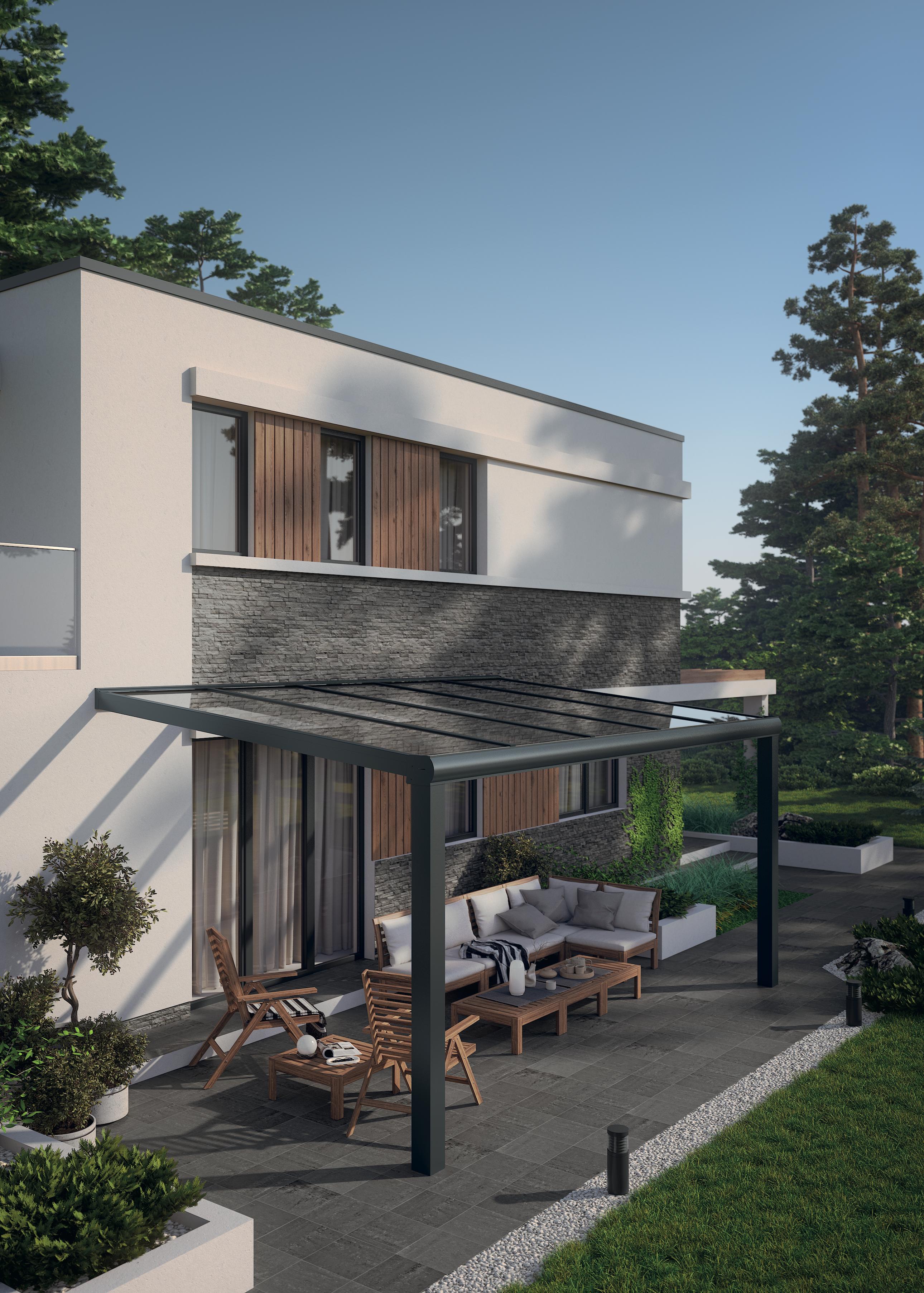 Elegante Terrassenüberdachung mit Polycarbonat-Eindeckung